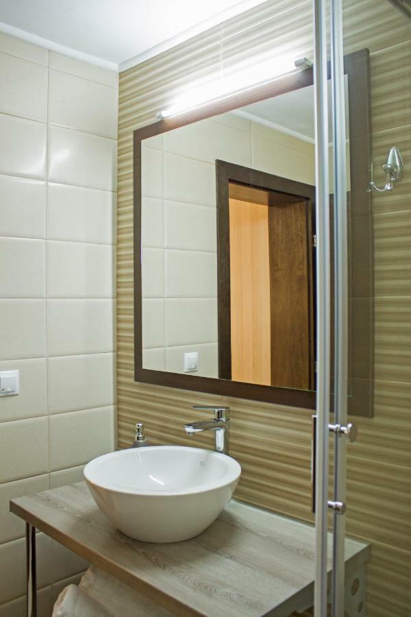 I Love Bran House Șimon Dış mekan fotoğraf